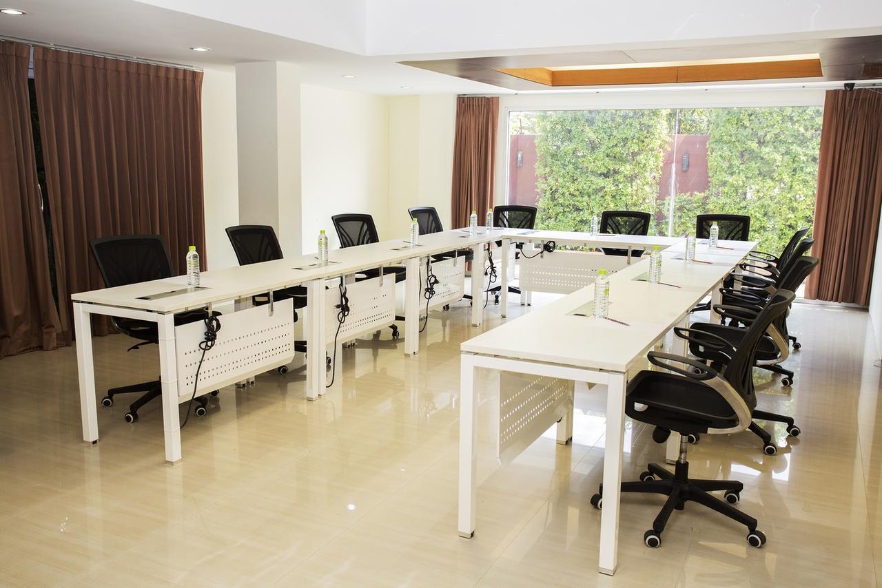 The Loft Resort Bangkok Ngoại thất bức ảnh