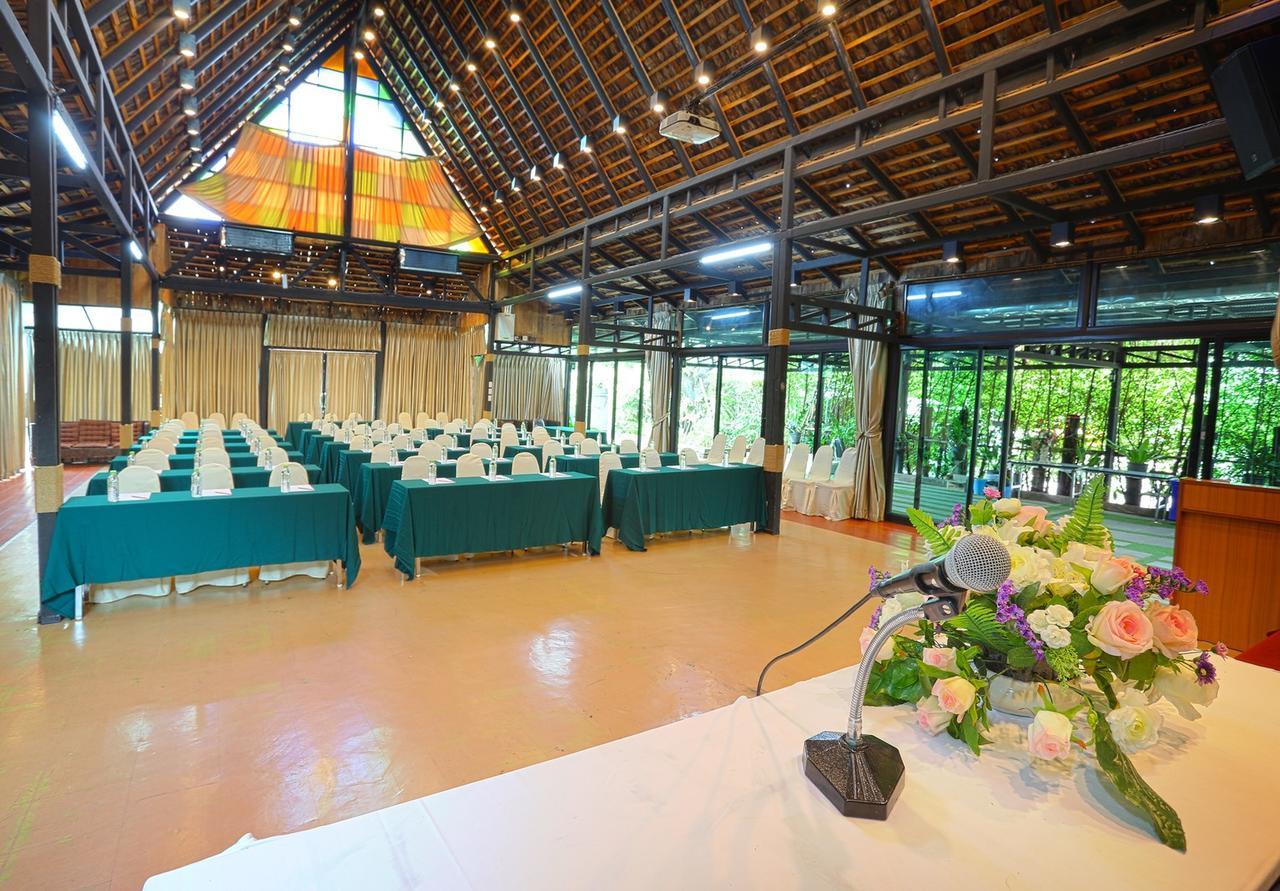 The Loft Resort Bangkok Ngoại thất bức ảnh