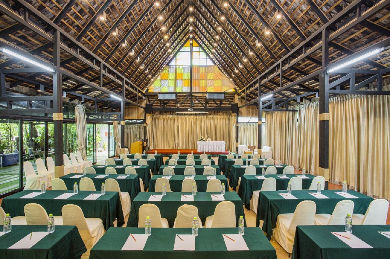 The Loft Resort Bangkok Ngoại thất bức ảnh