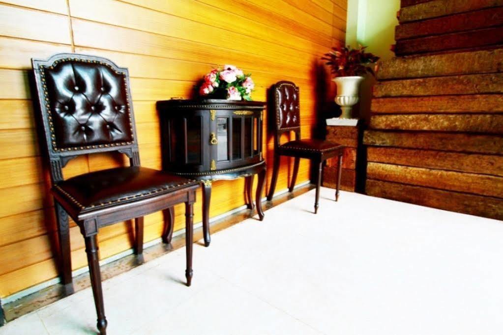 The Loft Resort Bangkok Ngoại thất bức ảnh