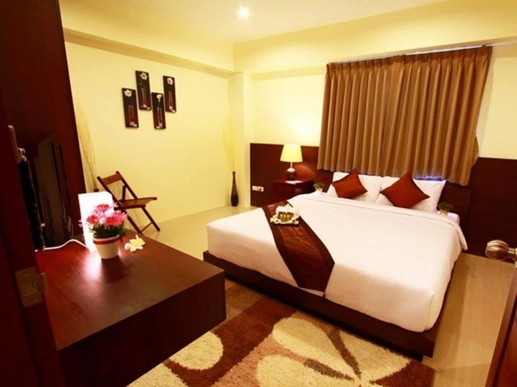 The Loft Resort Bangkok Ngoại thất bức ảnh